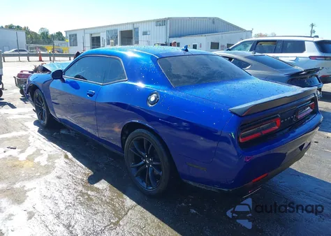 2018 Dodge Challenger Sxt Plus z USA, uszkodzony, nr VIN 2C3CDZAG3JH226892